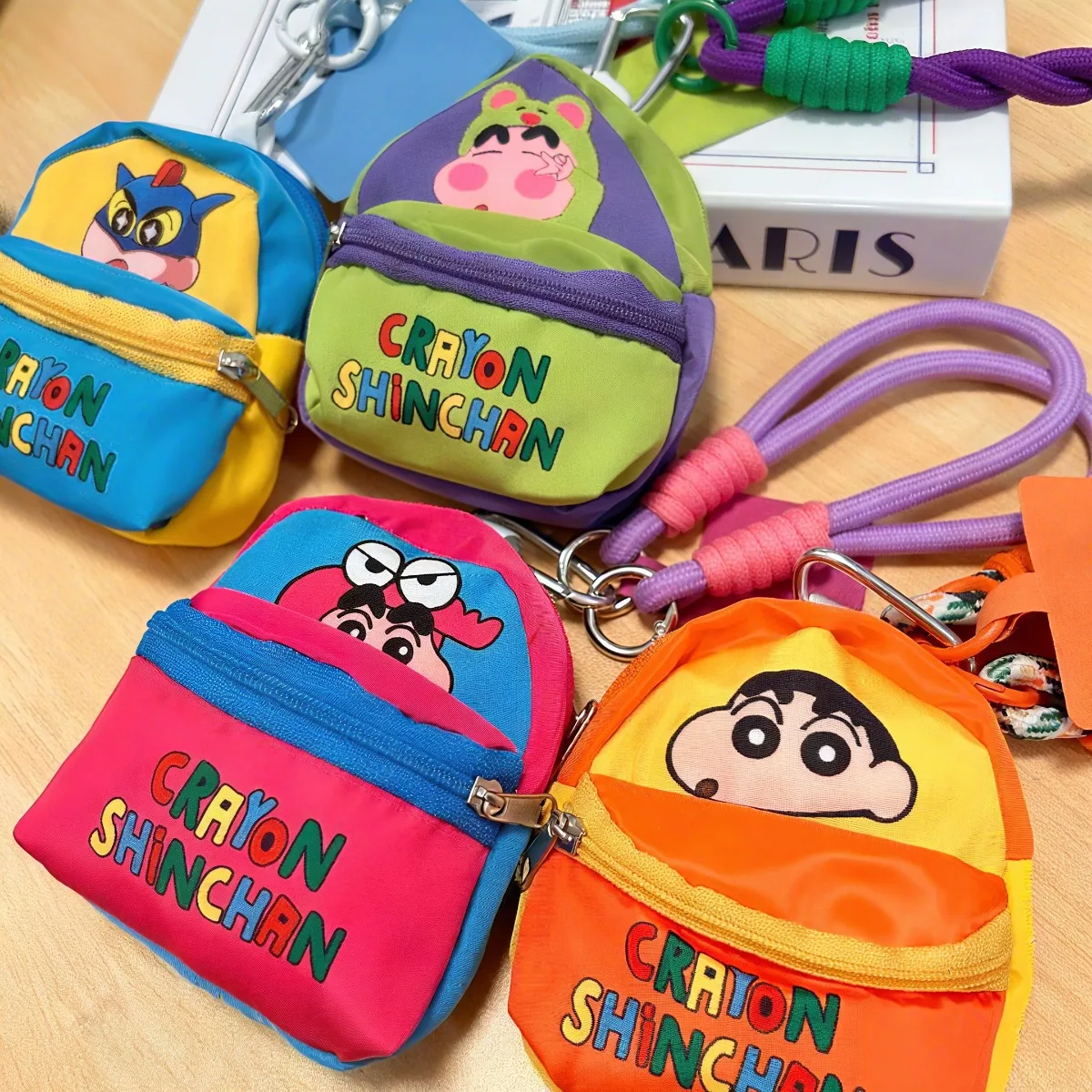 Phone Cases Kids - Figurki z anime Crayon Shin Chan,