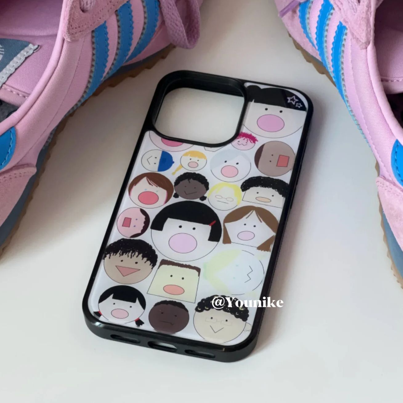 Etui na telefon iPhone 17 Air  – Phone Cases Customized recenzja i cena